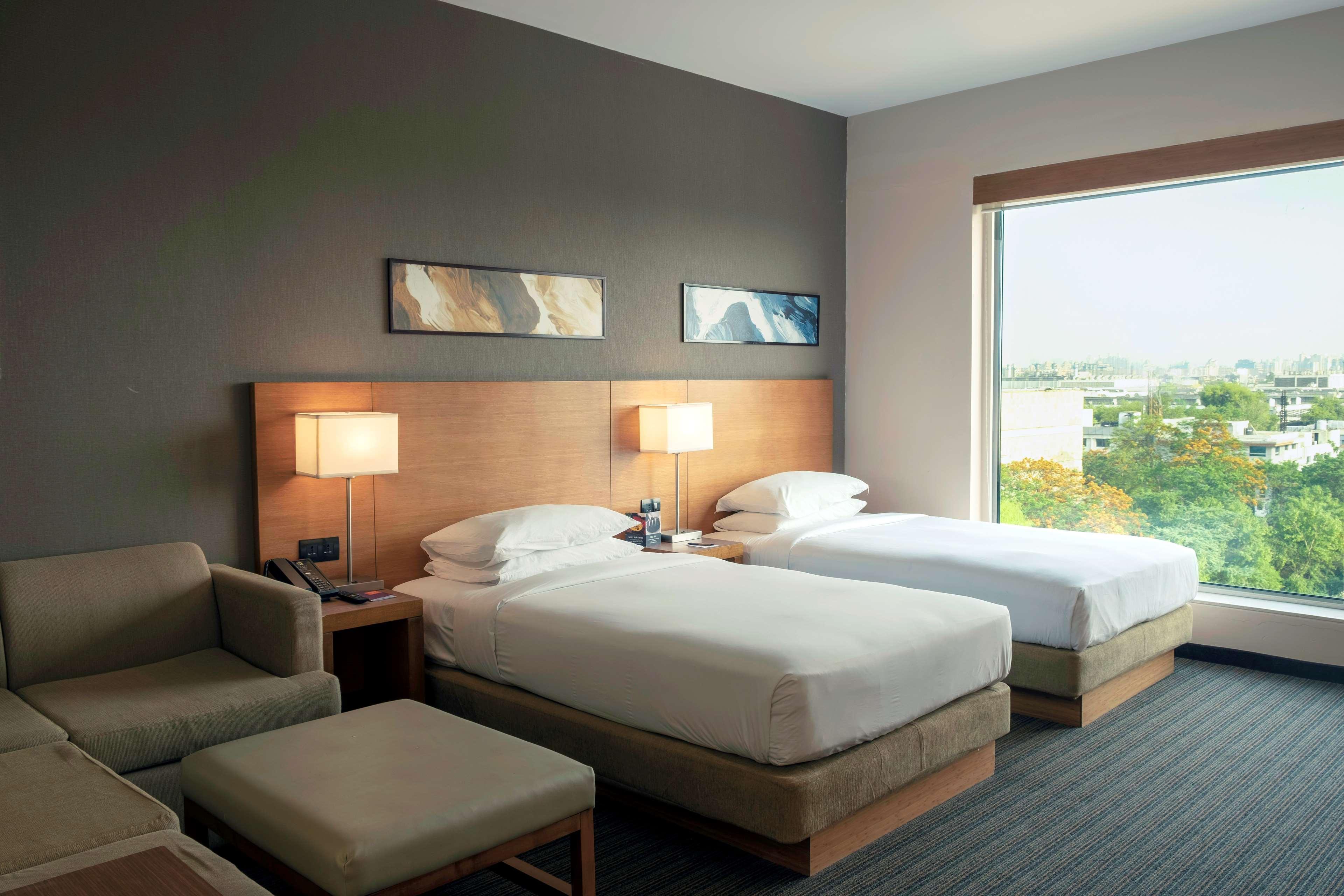 Hyatt Place Gurgaon Udyog Vihar Exteriér fotografie Holiday Inn Express room