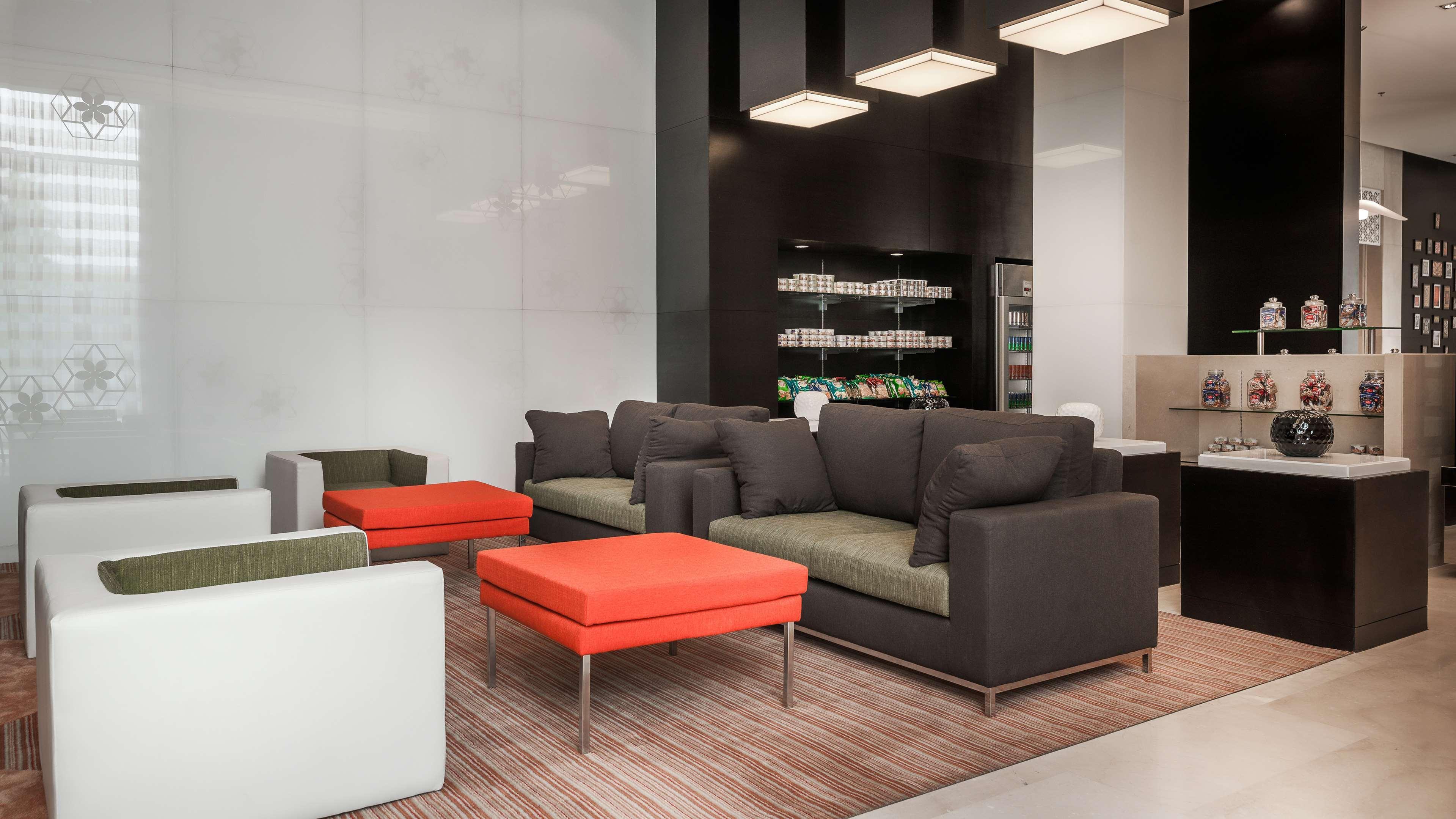 Hyatt Place Gurgaon Udyog Vihar Exteriér fotografie The lounge at the airport