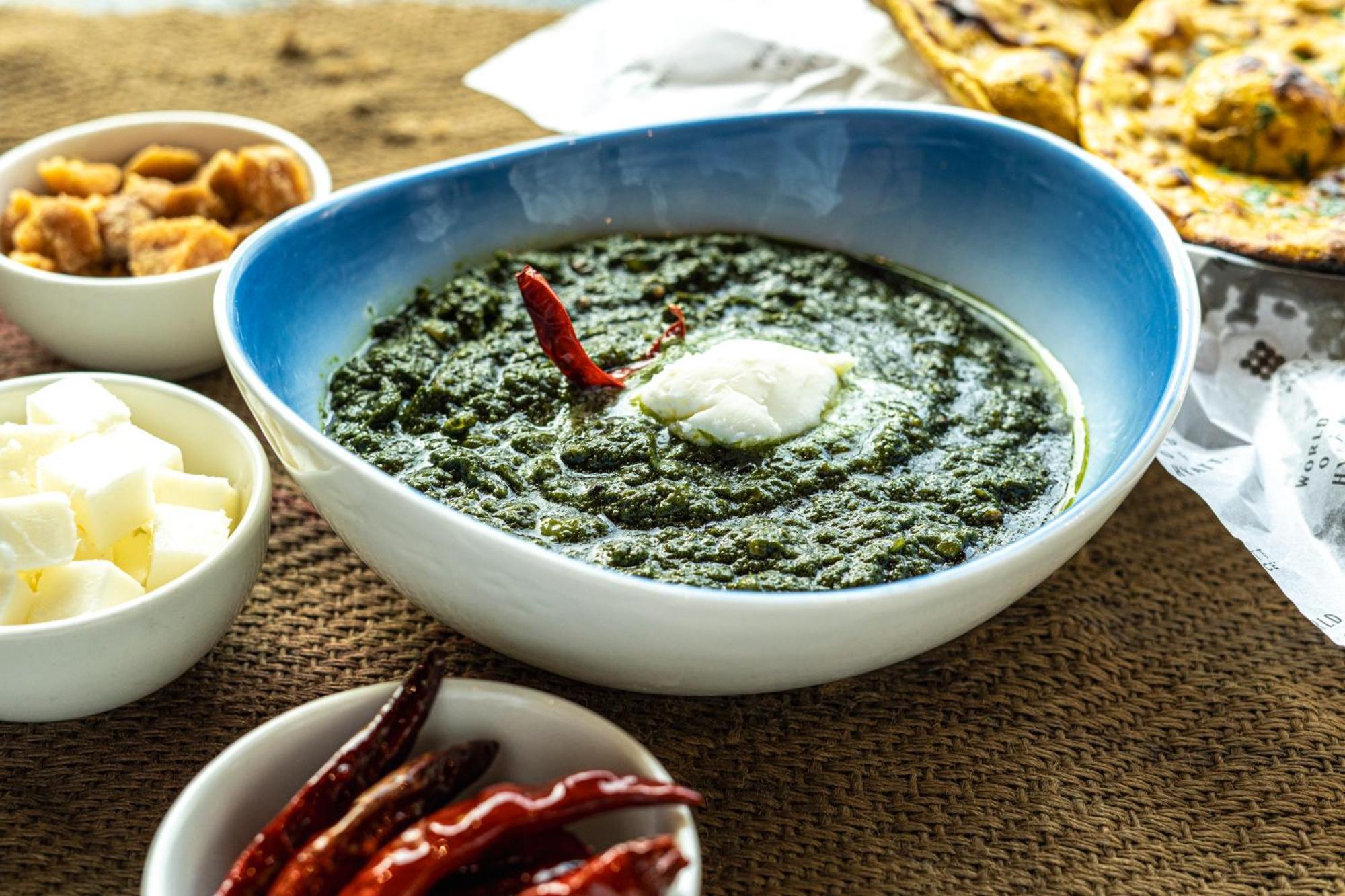 Hyatt Place Gurgaon Udyog Vihar Exteriér fotografie Palak paneer